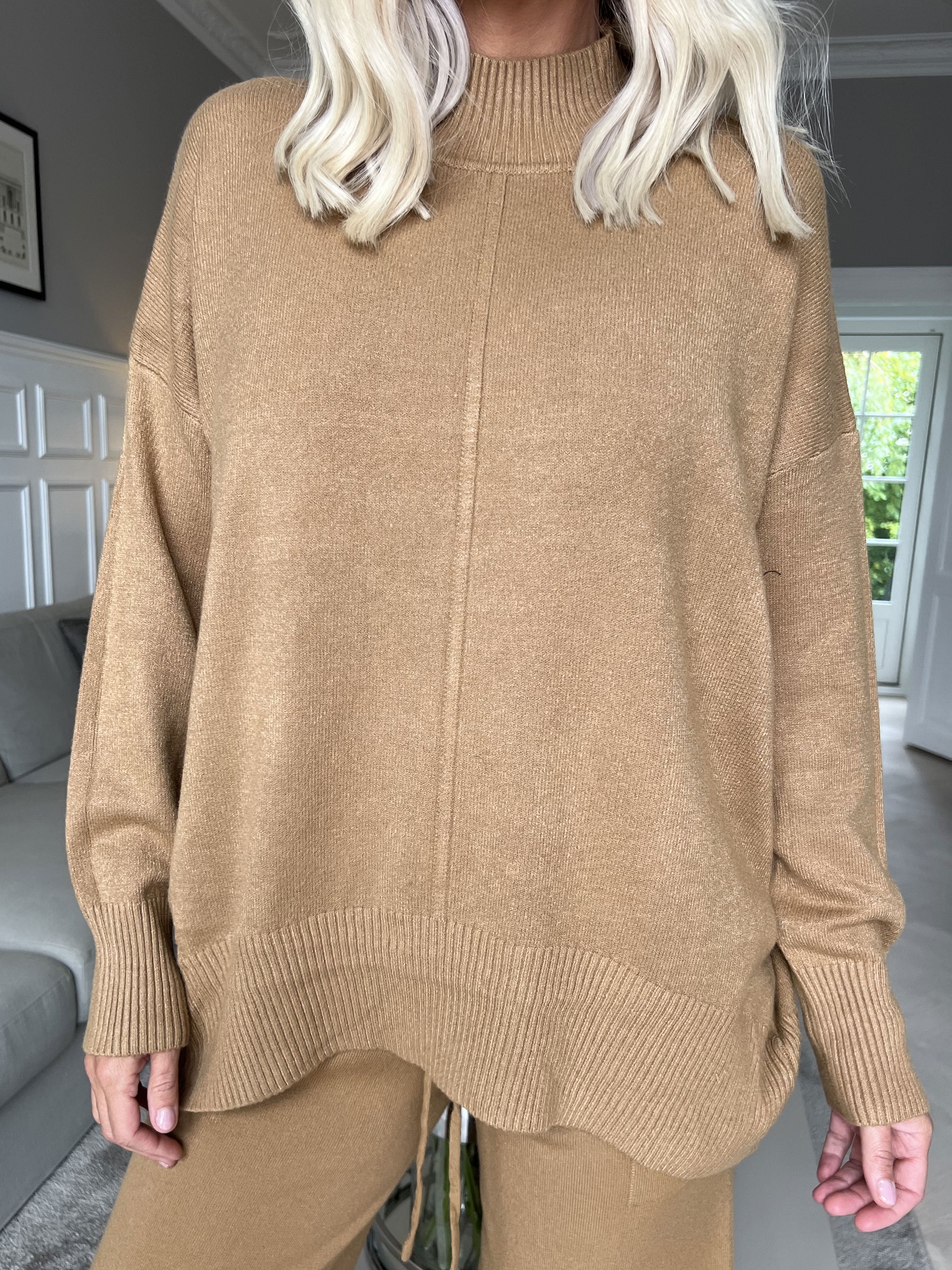 Feodora - Mjukt stickat set